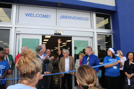 Used Book Store «Goodwill Book Store & Donation Center», reviews and photos, 15165 McGregor Blvd, Fort Myers, FL 33908, USA