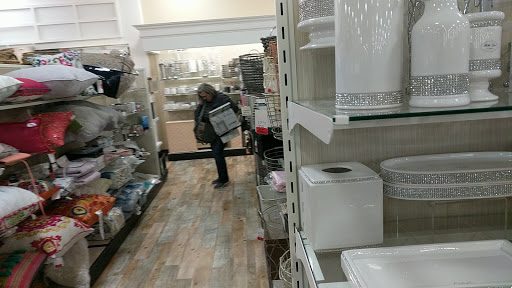 Department Store «Marshalls & HomeGoods», reviews and photos, 1460 10th Way NE, Issaquah, WA 98027, USA