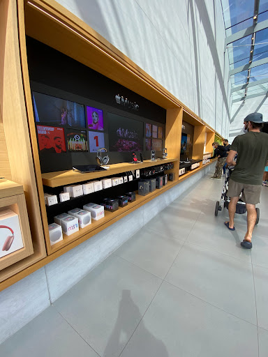 Computer Store «Apple Third Street Promenade», reviews and photos, 1415 3rd Street Promenade, Santa Monica, CA 90401, USA