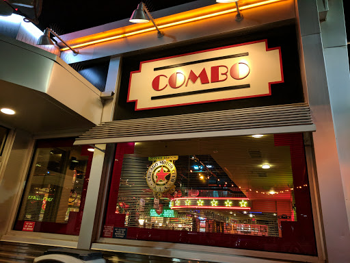 Shopping Mall «Tempe Marketplace», reviews and photos, 2000 E Rio Salado Pkwy, Tempe, AZ 85281, USA