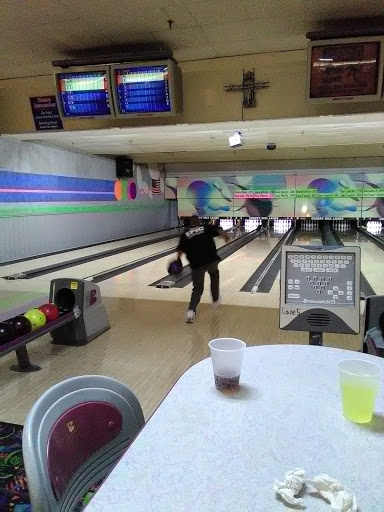 Bowling Alley «Cherry Hill Lanes», reviews and photos, 300 Inkster Rd, Dearborn Heights, MI 48127, USA