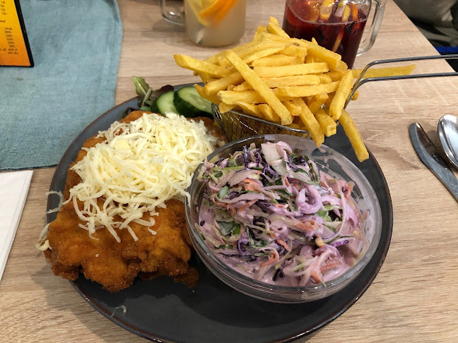 Szombathely, Szent István park 9, 9700