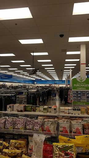 Clothing Store «Ross Dress for Less», reviews and photos, 7065 Cermak Rd, Berwyn, IL 60402, USA