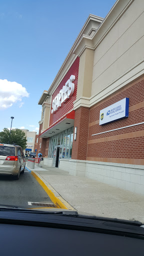 Office Supply Store «Staples», reviews and photos, 1075 N Main St, Warrington, PA 18976, USA