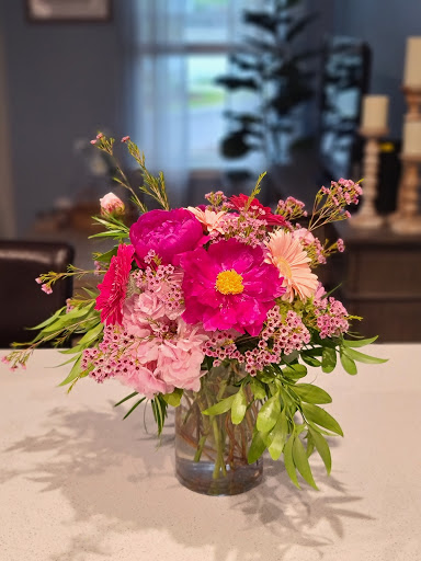 Florist «In Bloom Florist- Orlando, Florida», reviews and photos, 325 W Gore St, Orlando, FL 32806, USA