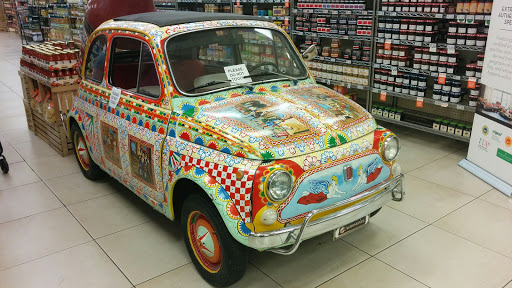 Supermarket «Treasure Island Foods», reviews and photos, 1526 E 55th St, Chicago, IL 60615, USA