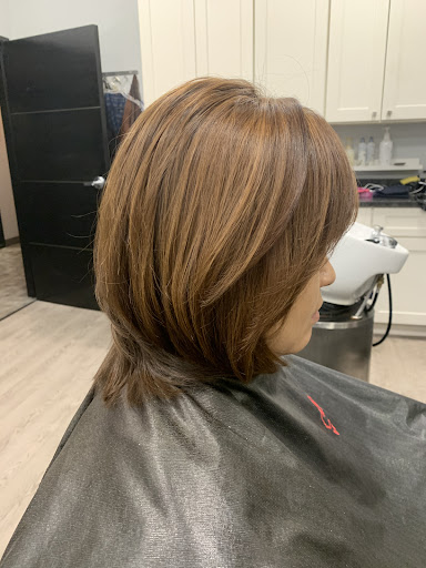 Beauty Salon «Cutz Hair Salon», reviews and photos, 2956 S Rochester Rd, Rochester Hills, MI 48307, USA
