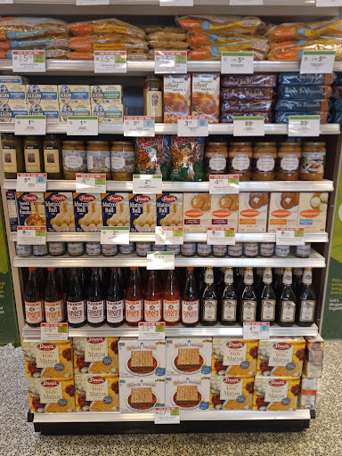 Supermarket «Publix Super Market at Country Club Plaza», reviews and photos, 18496 NW 67th Ave, Hialeah, FL 33015, USA