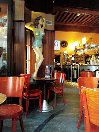 Atmosphère du Restaurant Eden Rock Café à Lyon - n°13