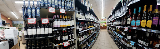 Grocery Store «Devon Market», reviews and photos, 1440 W Devon Ave, Chicago, IL 60660, USA