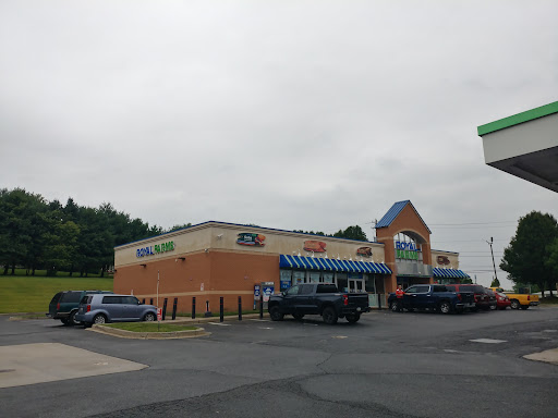 Royal Farms, 379 Conowingo Rd, Conowingo, MD 21918, USA, 