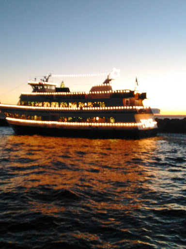 Conference Center «Des Moines Beach Park Auditorium», reviews and photos, 22030 Cliff Ave S, Des Moines, WA 98198, USA