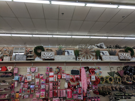 Craft Store «Hobby Lobby», reviews and photos, 11 W 39th St, Kearney, NE 68847, USA