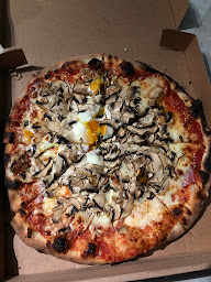 Photo n°44 de Yollo Pizza à Guise ()