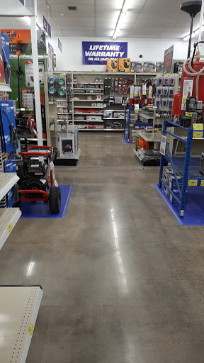 Hardware Store «Harbor Freight Tools», reviews and photos, 3909 S Campbell Ave, Springfield, MO 65807, USA