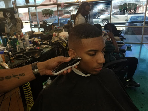 Barber Shop «Bess Cuts Barber Shop», reviews and photos, 4604 W Market St # 108, Greensboro, NC 27407, USA
