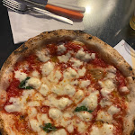 Photo n°1 de l'avis de Frances.i fait le 20/03/2023 à 18:11 sur le  Pizzeria Antonio Sorbillo à Naples