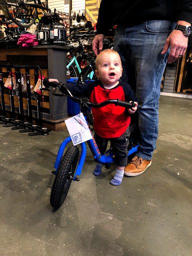 Bicycle Store «Breakaway Bikes», reviews and photos, 4235 Montgomery Dr, Santa Rosa, CA 95405, USA