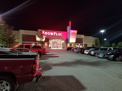 Movie Theater «AMC Showplace Hobart 12», reviews and photos, 2590 Southlake Mall Dr, Merrillville, IN 46410, USA