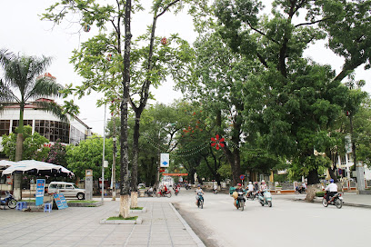 Quảng trường Tượng đài Chủ tịch Hồ Chí Minh