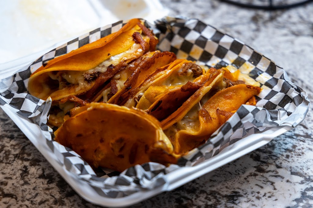 Las delicias restaurant food 92220