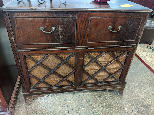 Home Improvement Store «Waukesha Habitat for Humanity ReStore», reviews and photos