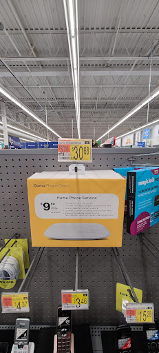 Discount Store «Walmart», reviews and photos, 120 Commercial Pkwy, Branford, CT 06405, USA