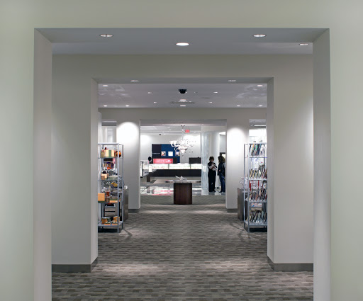 Jewelry Store «Borsheims Fine Jewelry», reviews and photos, 120 Regency Pkwy, Omaha, NE 68114, USA