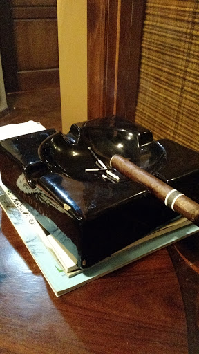 Cigar Shop «The Smokey Cigar Company», reviews and photos, 112 Saundersville Rd, Hendersonville, TN 37075, USA