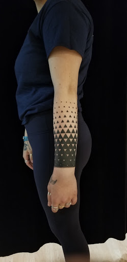 Tattoo Shop «Dinkytown Tattoo», reviews and photos, 407 14th Ave SE, Minneapolis, MN 55414, USA