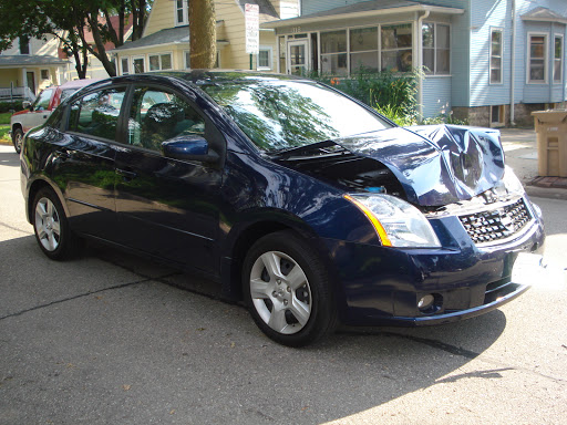 Auto Body Shop «Lynch Auto Body, Inc», reviews and photos, 2305 Atwood Ave, Madison, WI 53704, USA