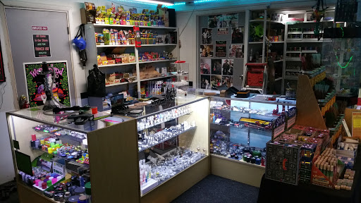 Tobacco Shop «The Boo-tique Smoke Shop & Vapor», reviews and photos, 676 N Main St, Wellington, OH 44090, USA