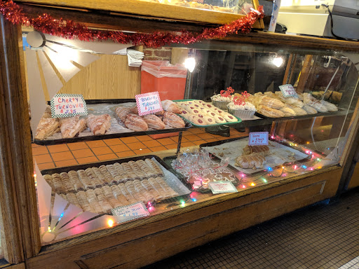 Bakery «Smithville Bakery & Coffee Shop», reviews and photos, 3 N New York Rd, Galloway, NJ 08205, USA