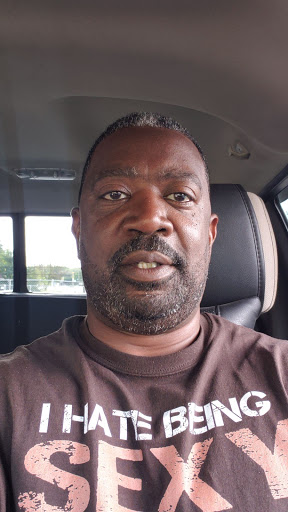 Barber Shop «Fresh Kutz Barber Shop», reviews and photos, 5957 N Michigan Rd, Indianapolis, IN 46228, USA