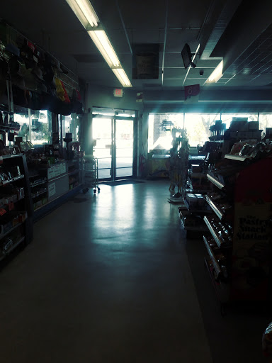 Gas Station «Sunoco Gas Station», reviews and photos, 6655 N Socrum Loop Rd, Lakeland, FL 33809, USA