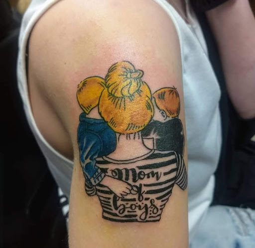 Tattoo Shop «Lucky Squirrel Tattoo», reviews and photos, 3341 Commercial St SE, Salem, OR 97302, USA