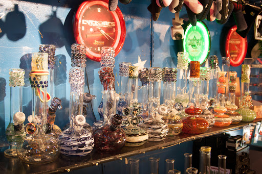 Tobacco Shop «Twisted Smoke Shop (Sunrise Plaza)», reviews and photos, 7777 Sunrise Blvd, Citrus Heights, CA 95610, USA