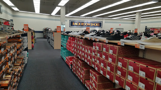 Shoe Store «Rack Room Shoes», reviews and photos, 2110 Apalachee Pkwy, Tallahassee, FL 32301, USA