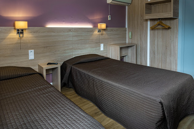 Chambres hôtels Hotel les Tourrades 06150 Cannes