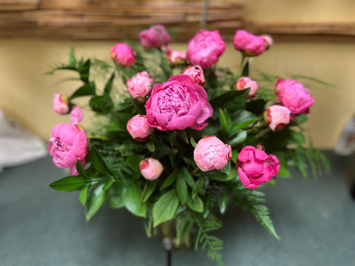 Florist «Suntree Flower Shop», reviews and photos, 7720 N Wickham Rd #104, Melbourne, FL 32940, USA