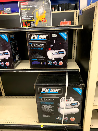 Auto Parts Store «Pep Boys Auto Parts & Service», reviews and photos, 6125 Hollywood Blvd, Hollywood, CA 90028, USA