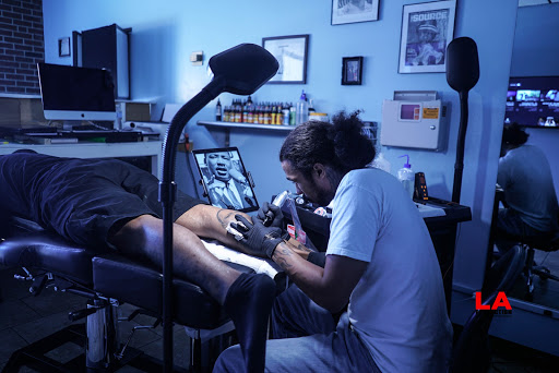 Tattoo Shop «Paign City Tattoo», reviews and photos, 104 W University Ave, Urbana, IL 61802, USA