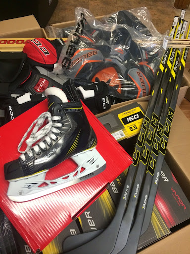 Sporting Goods Store «South Coast Sport & Consignment», reviews and photos, 3 Tyler Ave, East Wareham, MA 02538, USA