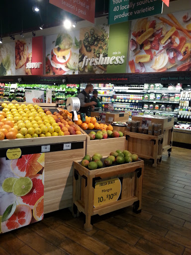 Grocery Store «The Fresh Market», reviews and photos, 1200 E Main St, Spartanburg, SC 29307, USA