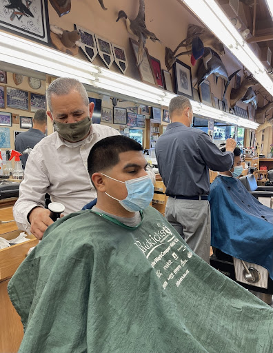 Barber Shop «Los Gatos Barber Shop», reviews and photos, 15692 Los Gatos Blvd, Los Gatos, CA 95032, USA