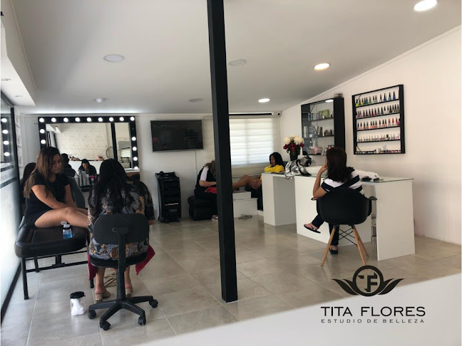 Opiniones de Tita Flores estudio de belleza en Portoviejo - Centro de estética