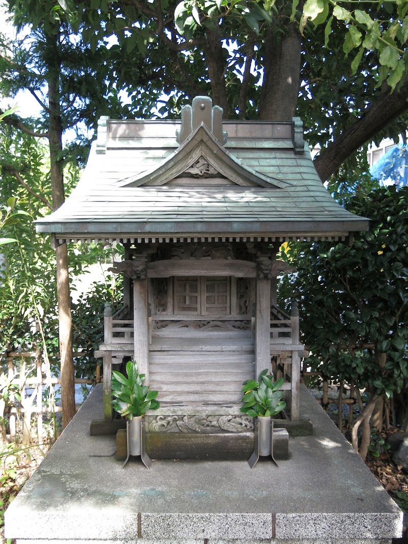 三峯神社