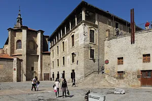 Palace of Villa-Suso image