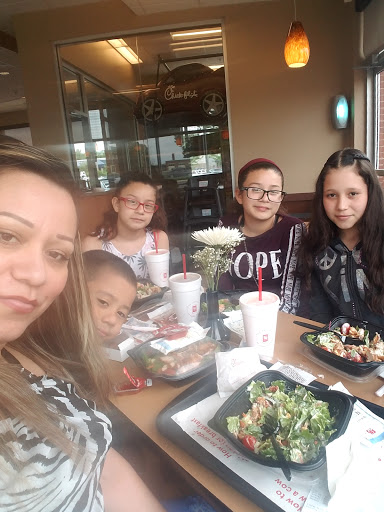 Fast Food Restaurant «Chick-fil-A», reviews and photos, 1440 N Dupont Hwy, Dover, DE 19901, USA