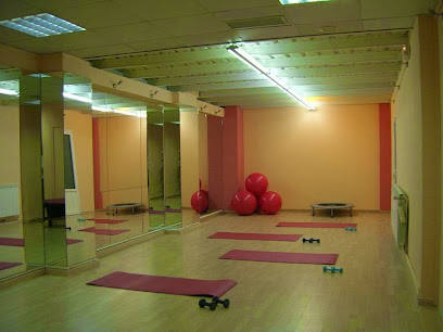 EWE Pilates - C. de Verónica, 16, 50001 Zaragoza, Spain